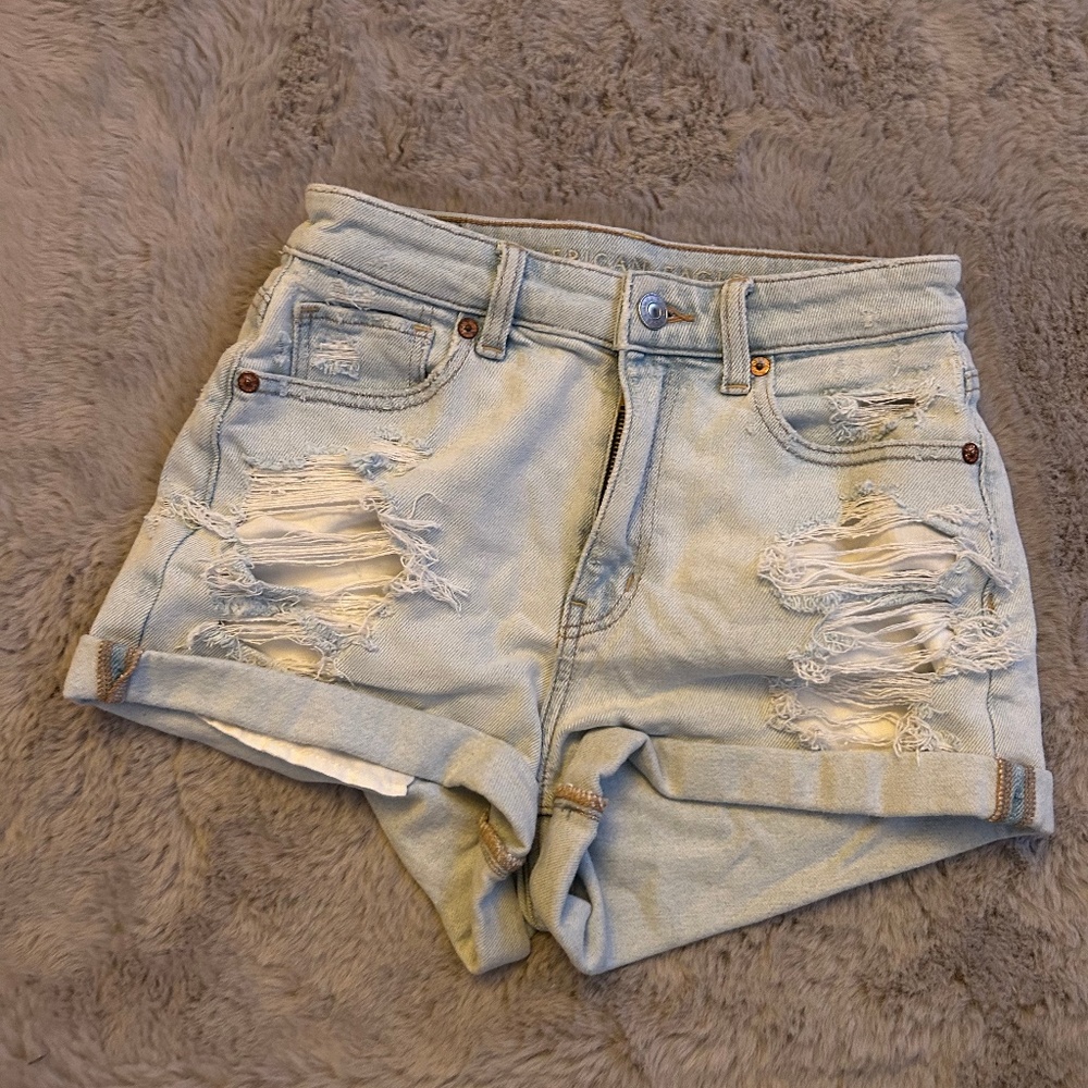 Light Wash American Eagle Denim Shorts Size 0